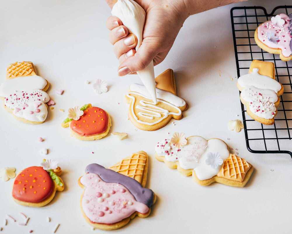 Ice Cream Themed Biscuit Favors